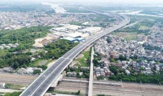 高速公路摄像头可以看多远 高速公路云实时监控